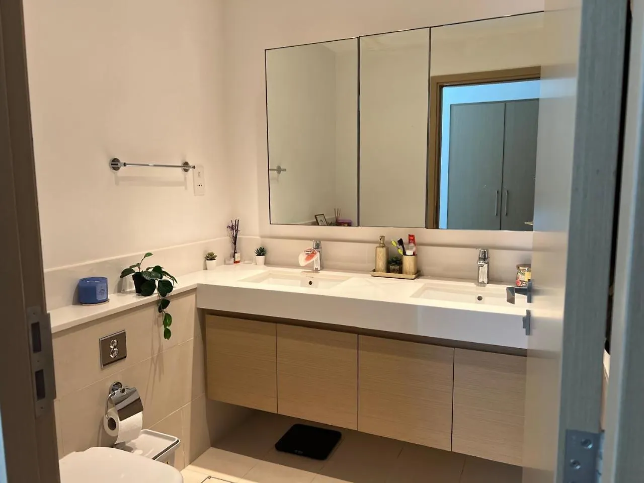 Coastal Charm - Fully Furnished 2-Bedroom Apartment With Spectacular Views By Petals Holiday Homes Dubai United Arab Emirates