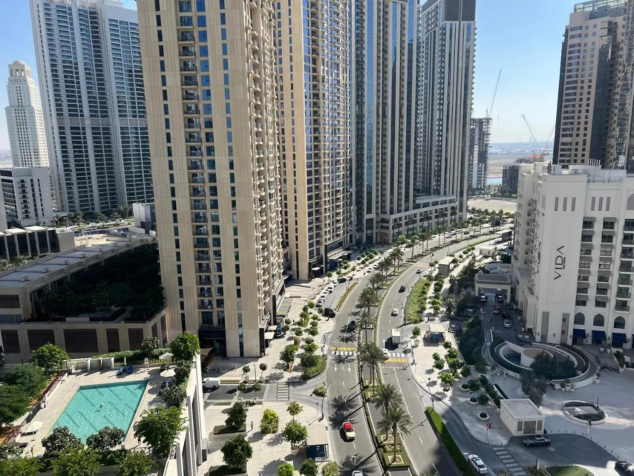 Coastal Charm - Fully Furnished 2-Bedroom Apartment With Spectacular Views By Petals Holiday Homes Dubai